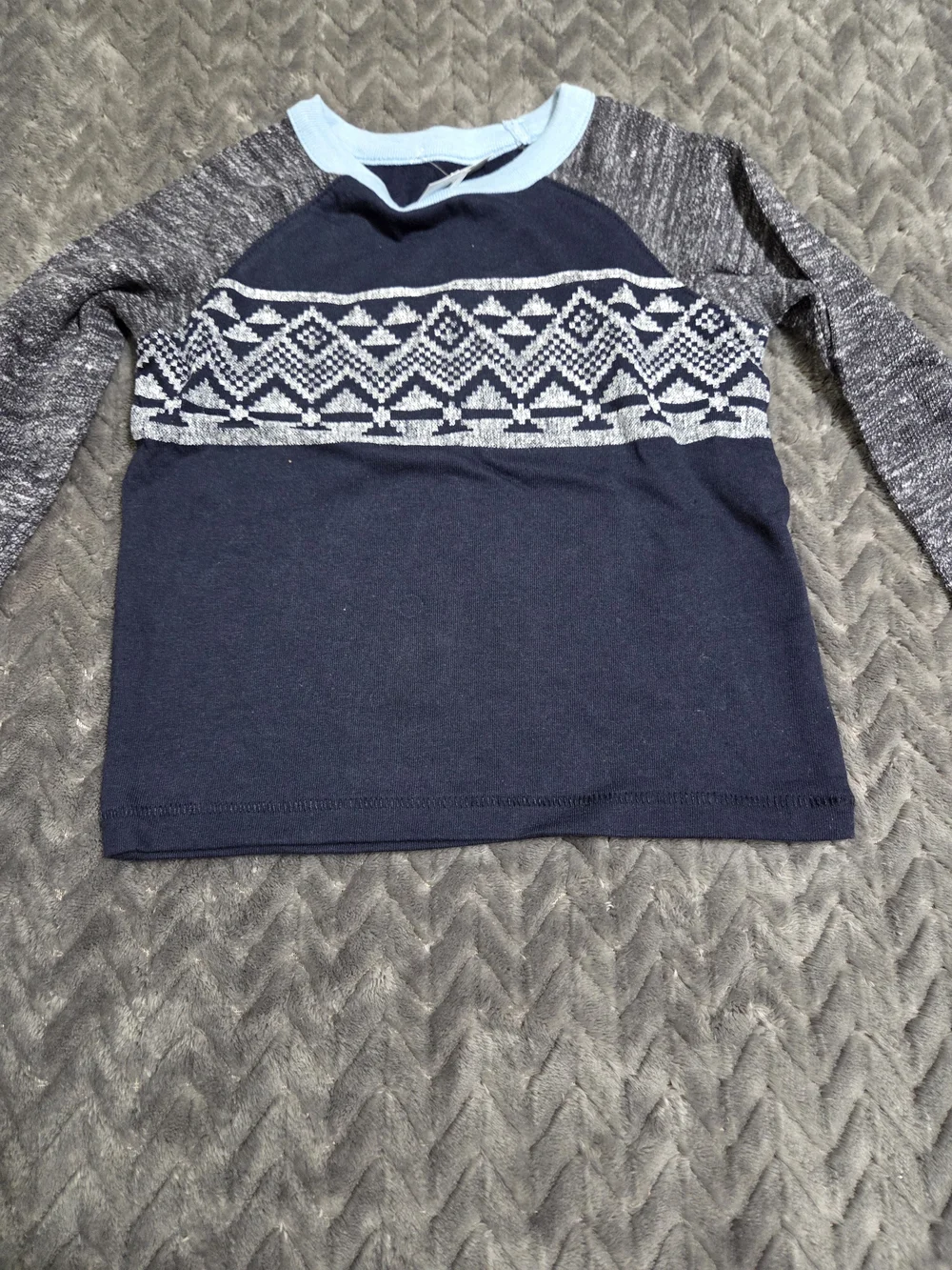 Old Navy Boys Navy and Light Blue Patterned Crewneck Top